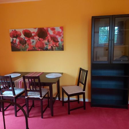 Kemenate Zimmer Gechaichnishof 7Born Maring-Noviand Екстер'єр фото